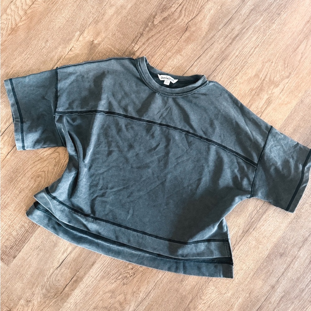 DAVI & DANI Short Sleeve Boxy Tee in Washed Charcoal